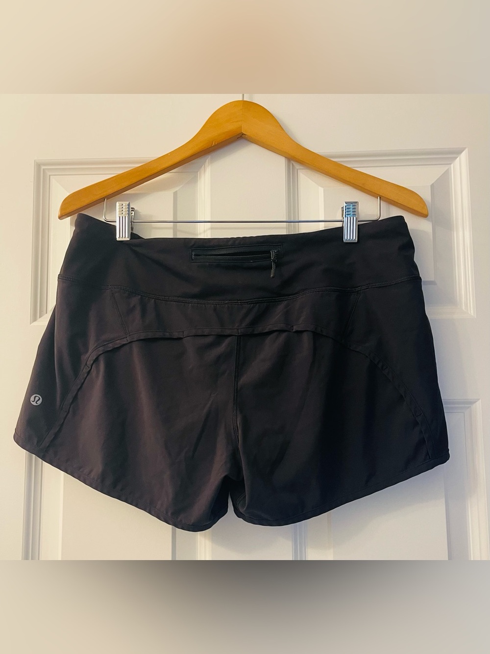 Lululemon shorts - size 10 - Picture 5 of 5